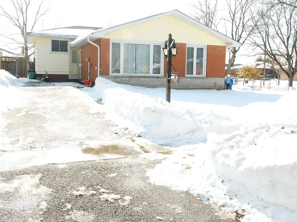 7116 Centennial St, Niagara Falls, ON L2G 2Z1