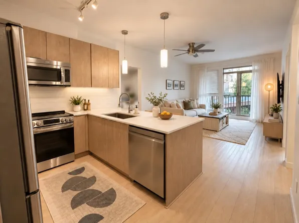 1150 Bailey St #211, Squamish, BC V8B 0R4