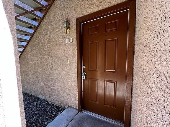 3rd image of 1050 E Cactus Ave Unit 1114