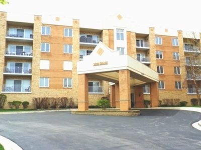 2250 S Grace St APT 306, Lombard, IL, 60148