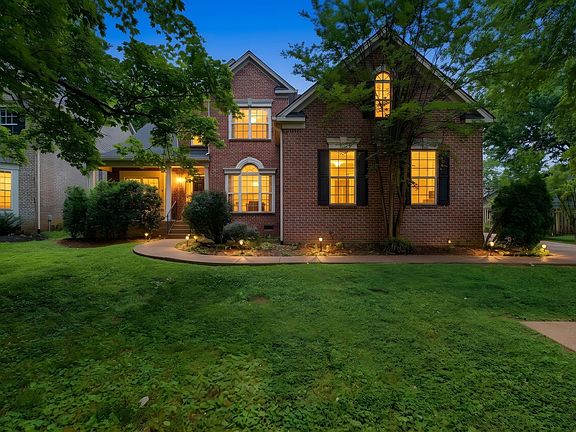 2nd image of 4131 Lealand Ln