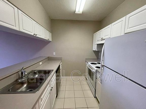 2nd image of 2002 E 5th Ave #303-2002-3
