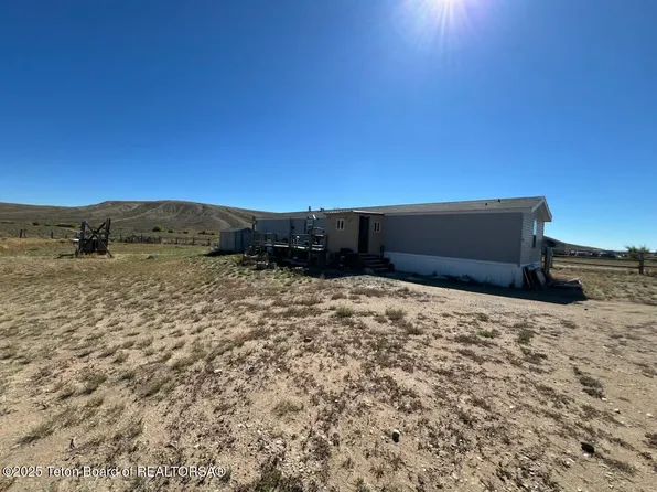 222 Meadow Lark Ln, Boulder, WY 82923