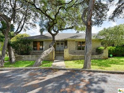 725 Fredericksburg Rd, New Braunfels, TX, 78130