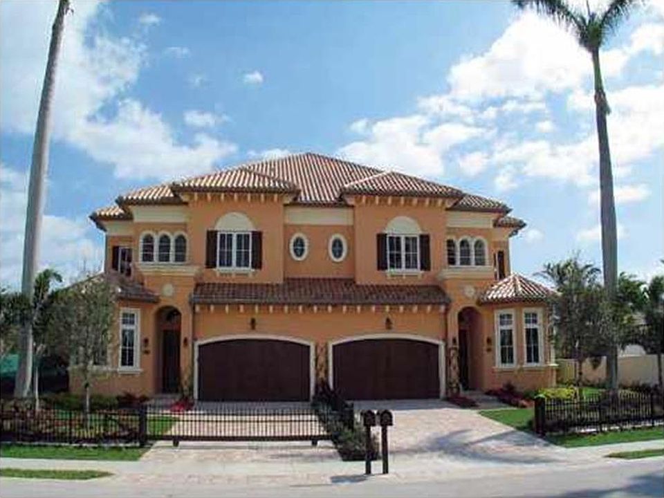 1st image of 219 Venetian Dr