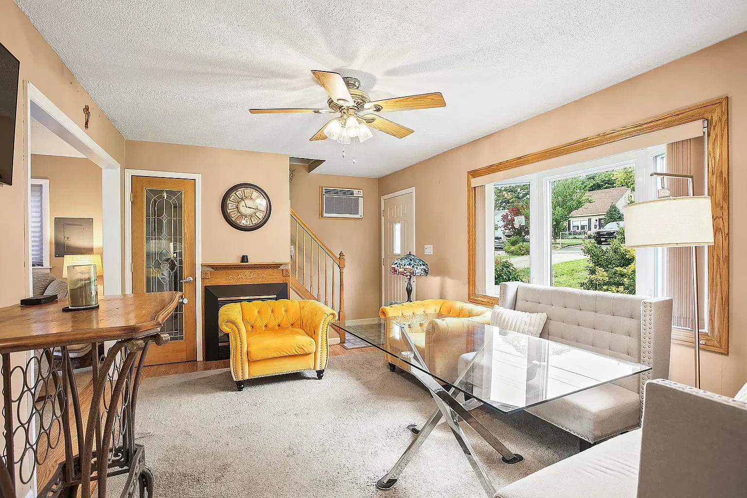 3 bed, 1599 sqft, $3,350 — Photo 4