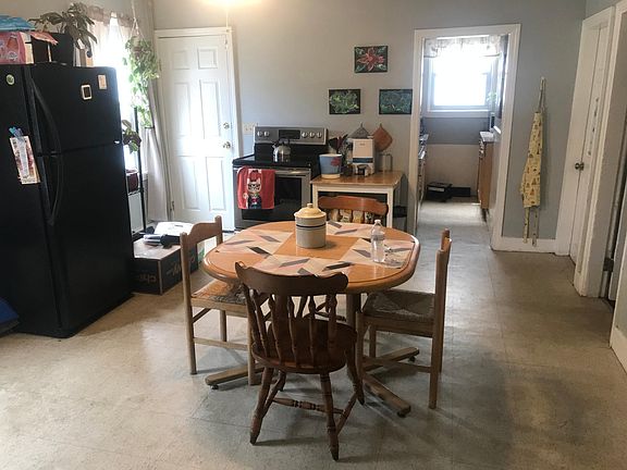 2nd image of 127 De Pasquale Ave APT 1