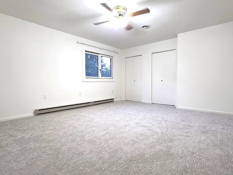 25 Village Dr — Photo 28