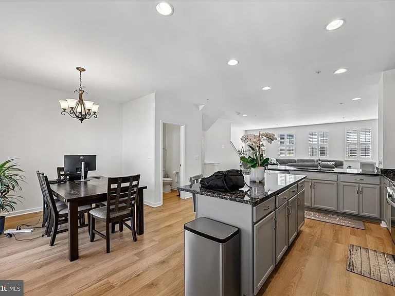 14311 Summit View Ln — Photo 11