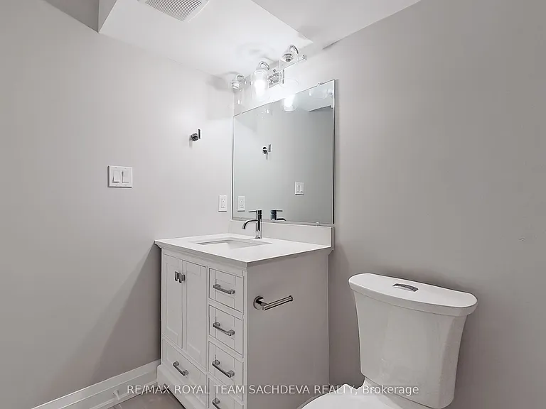 36 Kennett Dr — Photo 18