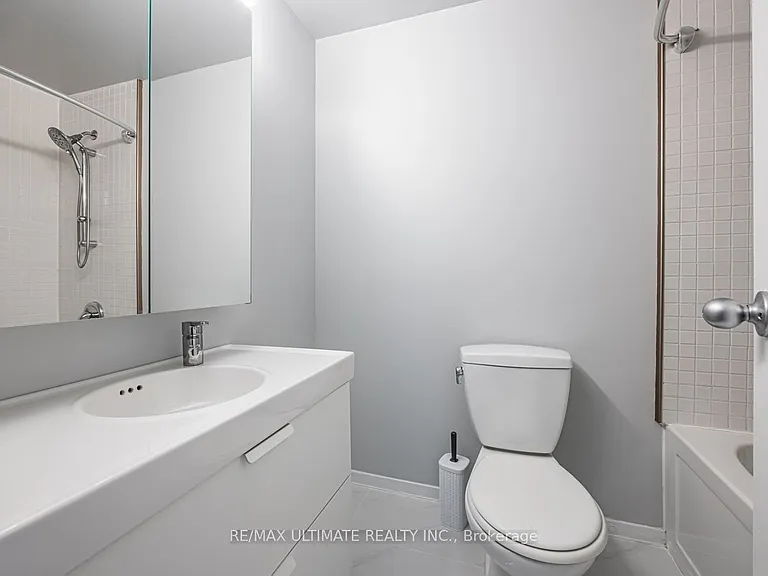 525 Balliol St #17 — Photo 24