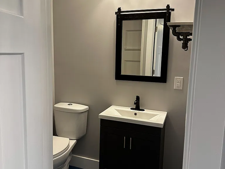 411 S Main St #5 — Photo 6