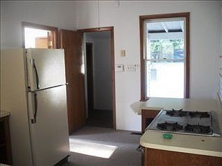 4th image of 719 Aspenwald Ave