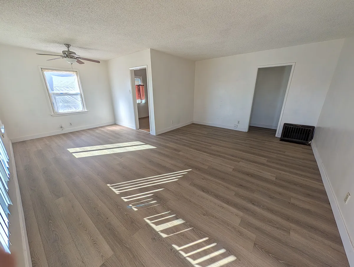 Living Room & Dining Area - Lynd Ave