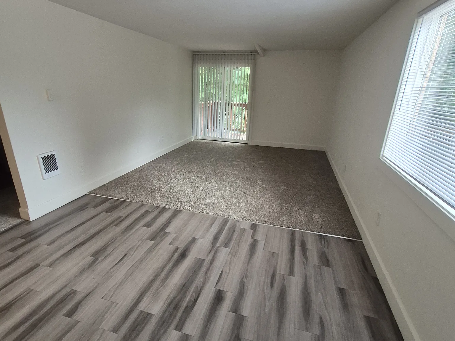 2 bed, 850 sqft, $1,495 — Photo 3