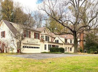 10500 Falls Rd, Rockville, MD 20854