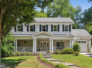 3805 Inverness Dr, Chevy Chase, MD 20815