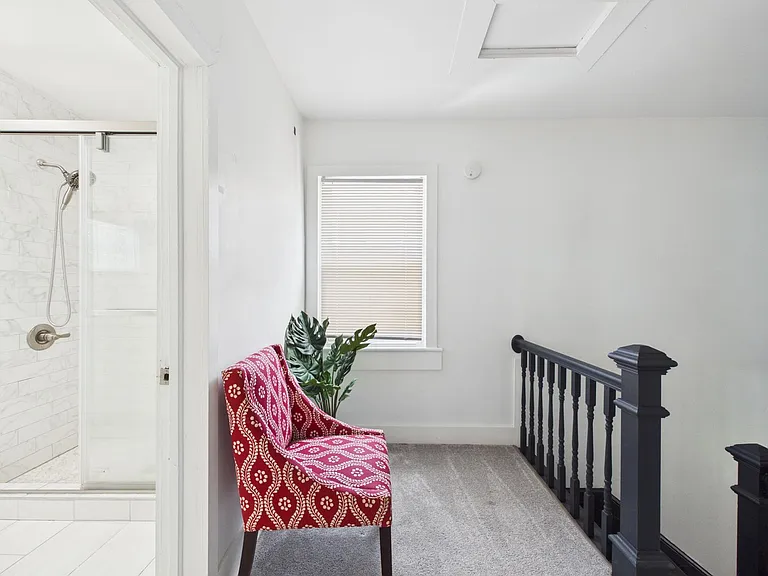 511 Harrison St — Photo 16
