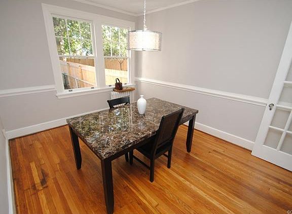 5th image of 2902 Grayland Ave
