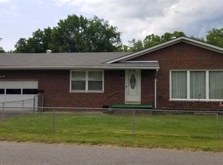 4804 Sunset Dr, Huntington, WV 25704