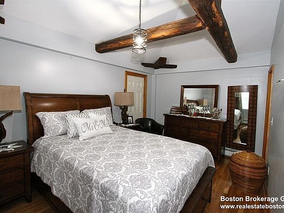 3rd image of 56 Crescent Ave #2