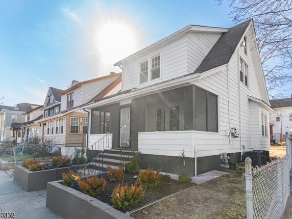 854 E 24th St, Paterson City, NJ 07513