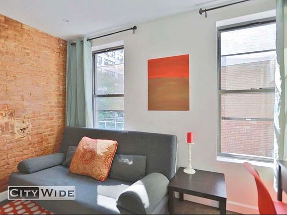 3rd image of 1097 2nd Ave