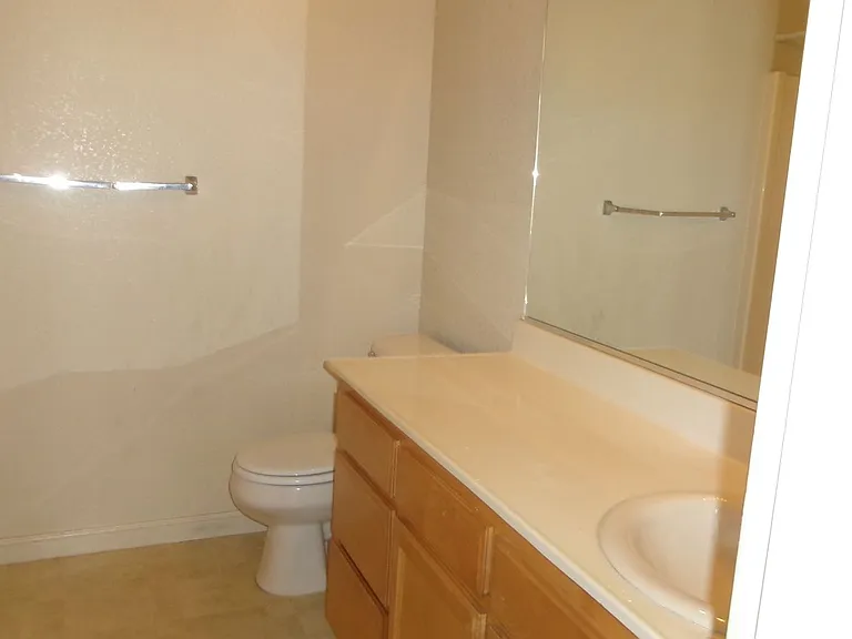 10308 Galveston Way — Photo 9