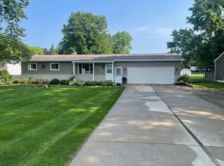 2297 Edwards St, Grand Blanc, MI 48439