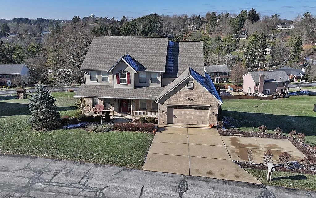 11 Aaronwoods Ct photo 1