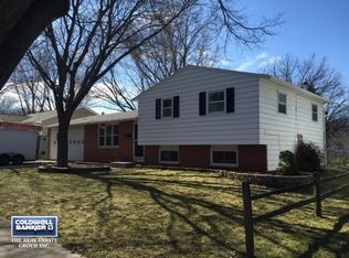 1856 Neal Ct, Green Bay, WI 54302