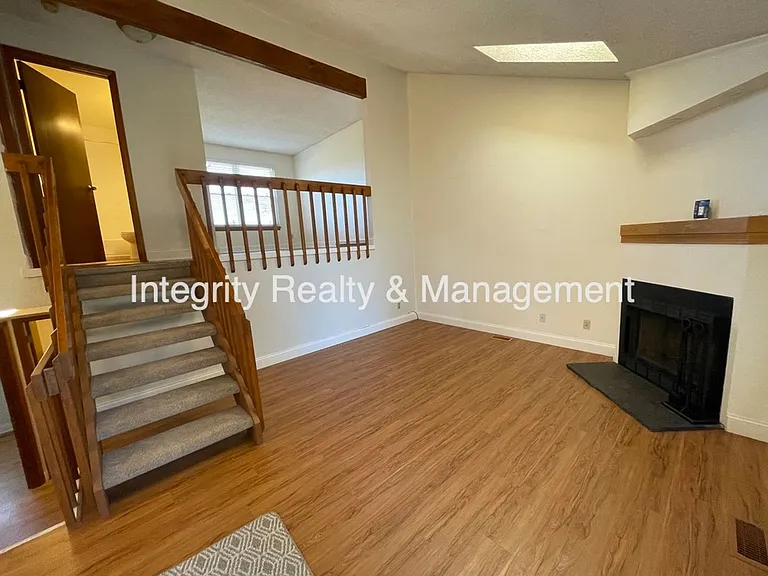 7777 S Steele St — Photo 3