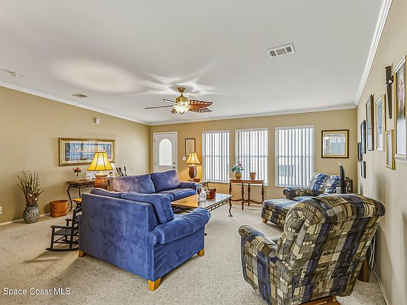 4th image of 859 Tamarind Cir