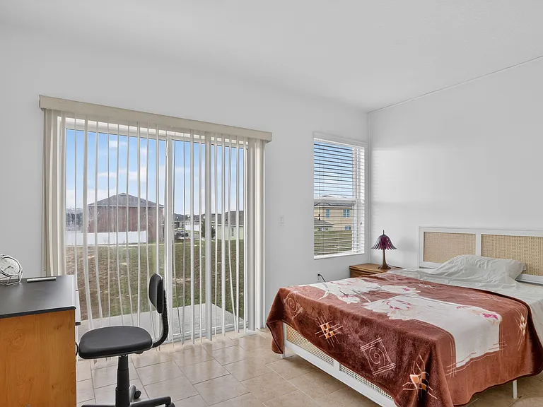Bella Dr — Photo 4