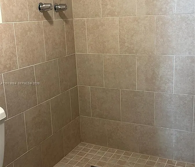 2016 Bay Dr #407 — Photo 10