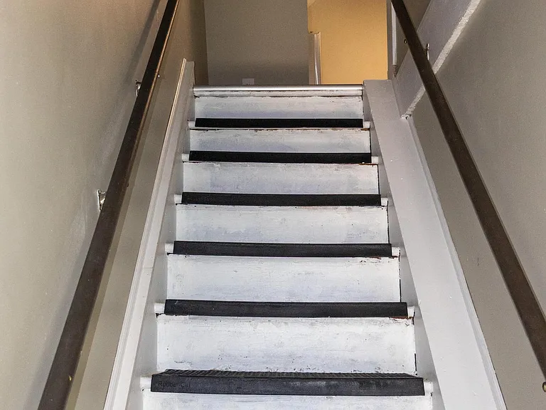 9 Raymond St #2 — Photo 27