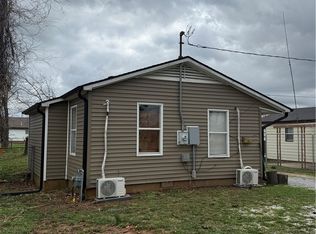 926 W Maple St, Rogers, AR 72756