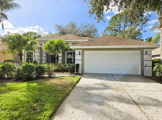 462 Equine Dr, Tarpon Springs, FL 34688