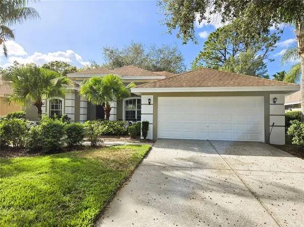 462 Equine Dr, Tarpon Springs, FL 34688