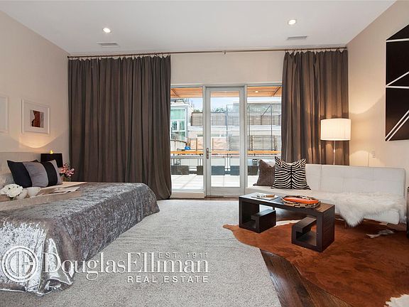 4th image of 47 Murray St #Penthouse