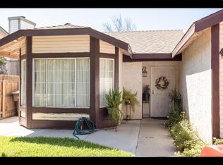 408 Old Town Dr, Tulare, CA 93274