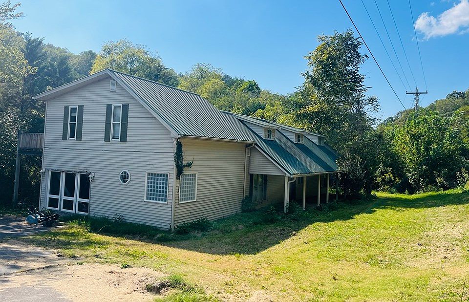 2490 Wolf Creek Rd, Silver Point, TN 38582 Zillow