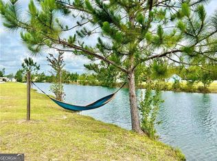 69 Twin Lakes Dr, Baxley, GA 31513