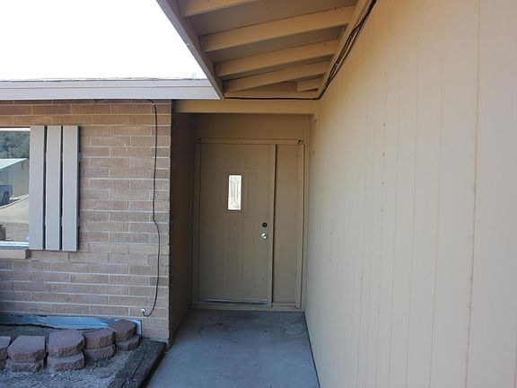 2nd image of 3663 W Briargate Dr