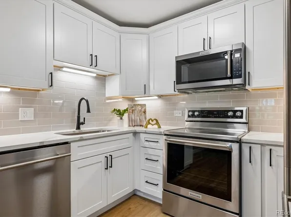 605 S Alton Way #12A, Denver, CO 80247