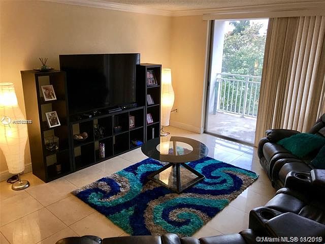 1st image of 6930 Miami Gardens Dr #1507