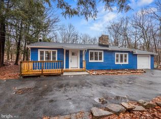 88 Skyline Dr, Albrightsville, PA 18210
