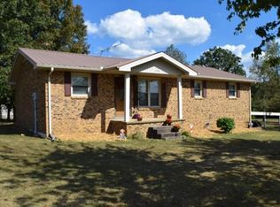 298 Indian Ck Rd, Mcewen, TN 37101
