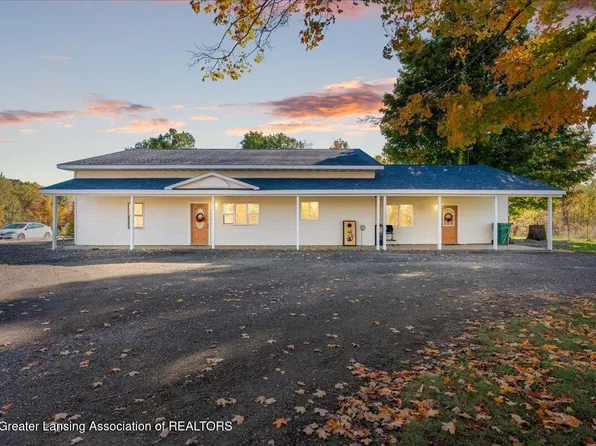 7407 W Baseline Rd, Bellevue, MI 49021