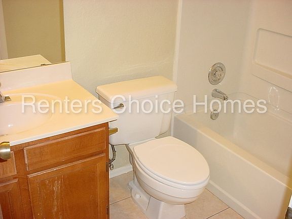5th image of 3837 E Bighorn Ave